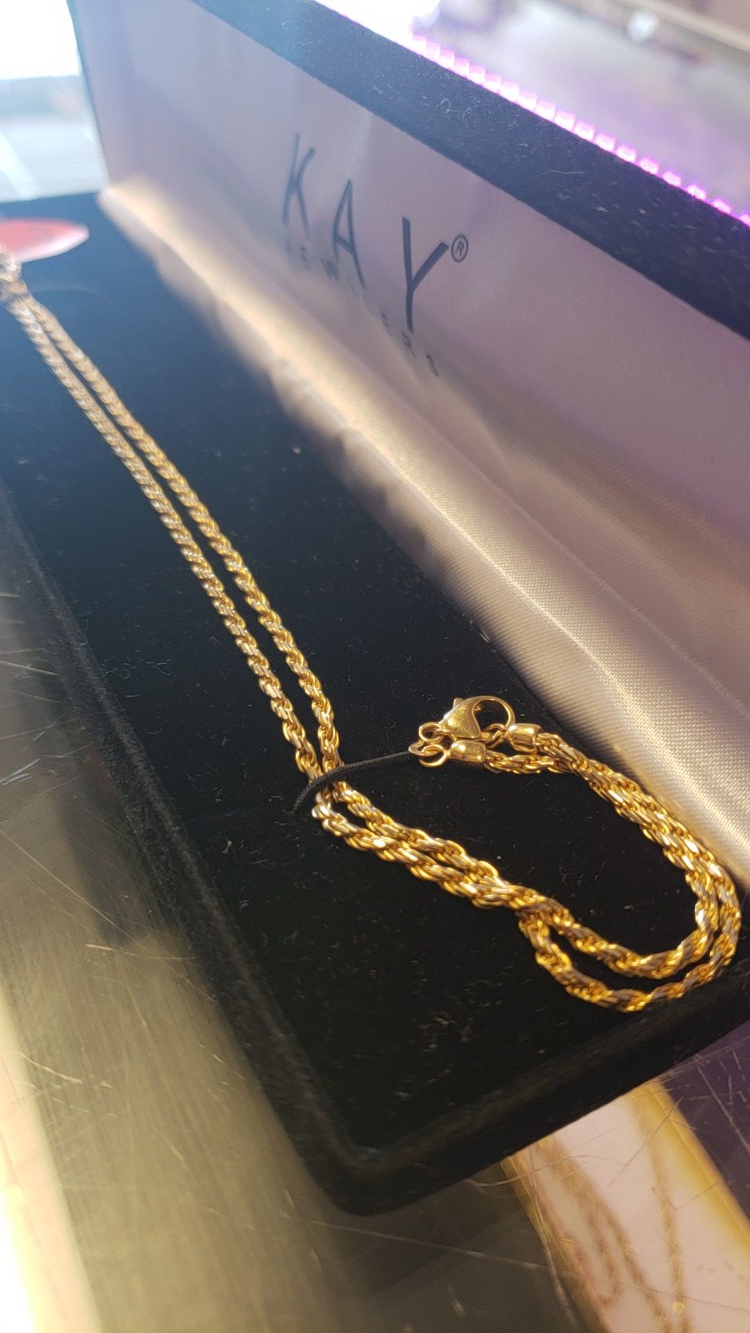 18kt Gold Diamond Cut Rope Chain