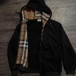 burberry hoodie size 