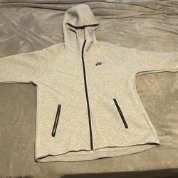 Nike Sportswear Tech Fleece Windrunner and Nike Tech Men's Fleece Open-Hem Pants