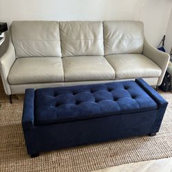 Storage ottoman