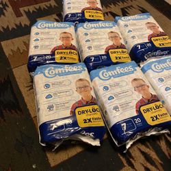 11 Packages Of Comfees