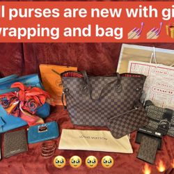 Valentines Day Gifts  legos, Nintendo switch Zelda, headset, kindles, Bose, bolsas, luggage