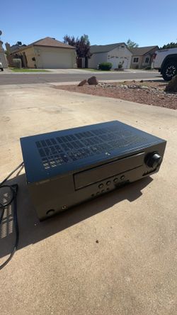 YAMAHA RECEIVER