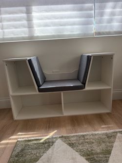 Wooden Bookcase with Reading Nook, Six Shelves and Gray Cushion - White