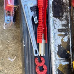 Ridgid 14in Pipe Wrench Milwaukee Copper Cutter