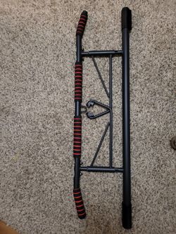 Pull Up Bar