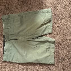 Men’s Volcom shorts