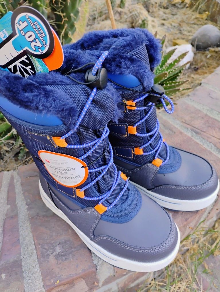 New Boys Snow Boots Sizes 9 C And 12c 