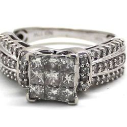 Ladies Diamond/10K Gold Engagement Ring