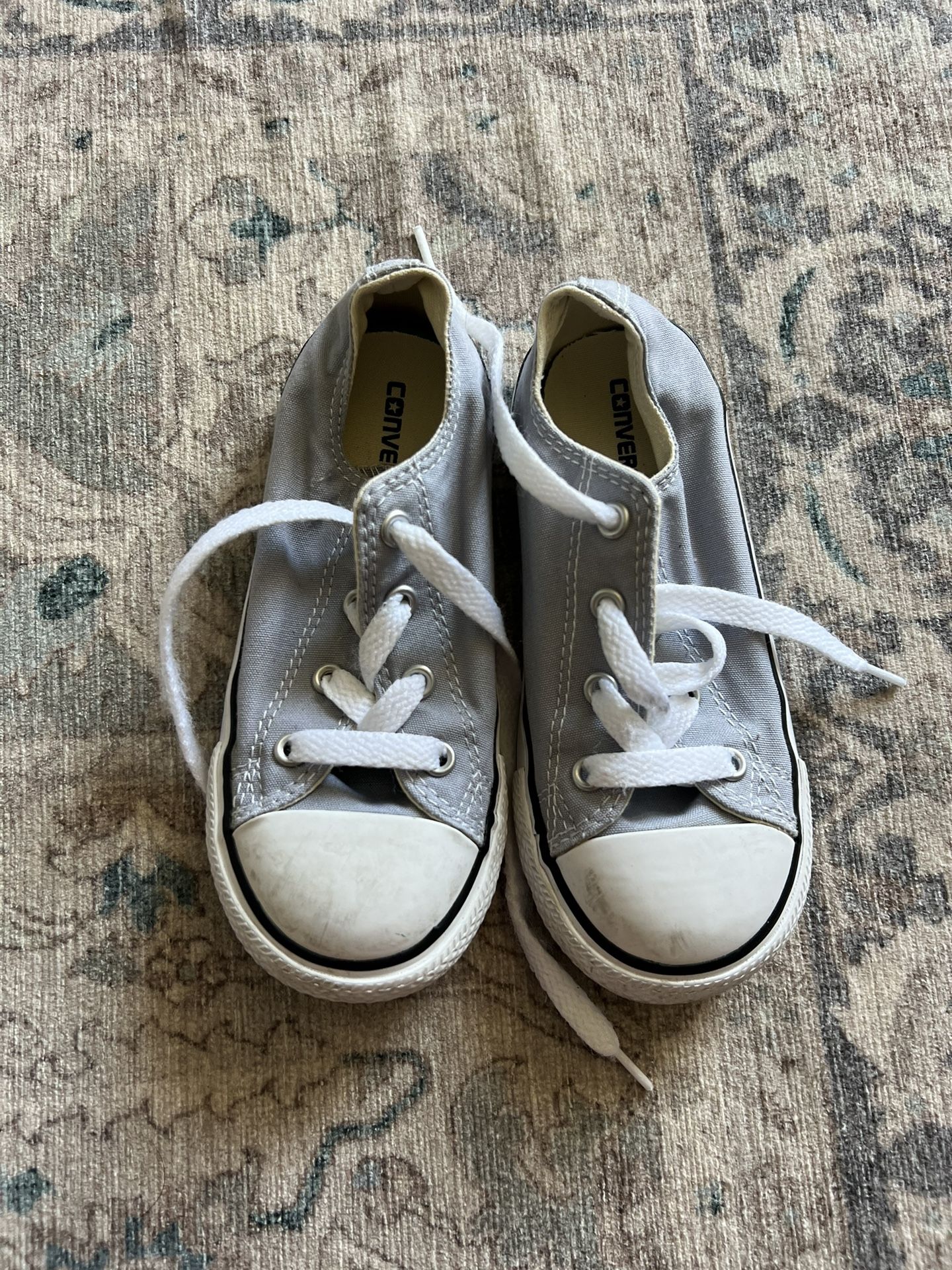 grey size 10 converse 