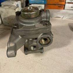 The item is a Bendix R-7 modulating valve,