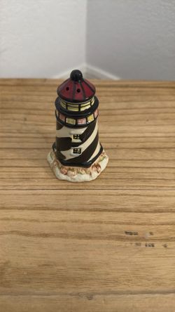 Light house salt shaker