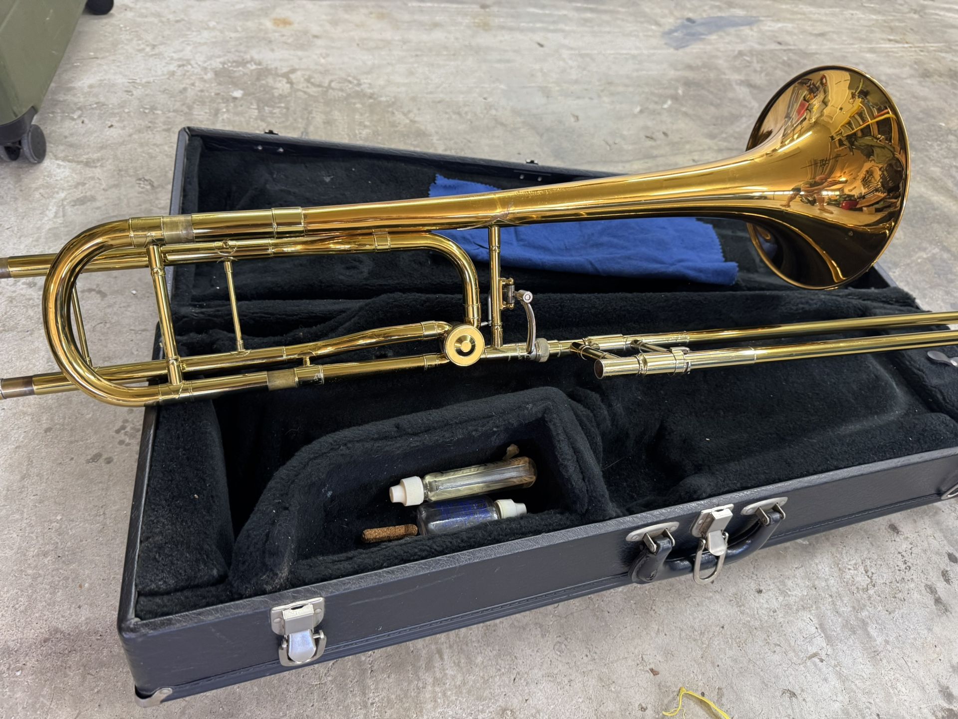 Conn 88H LT OW F-attachment Tri-Color Professional Trombone With Hard case