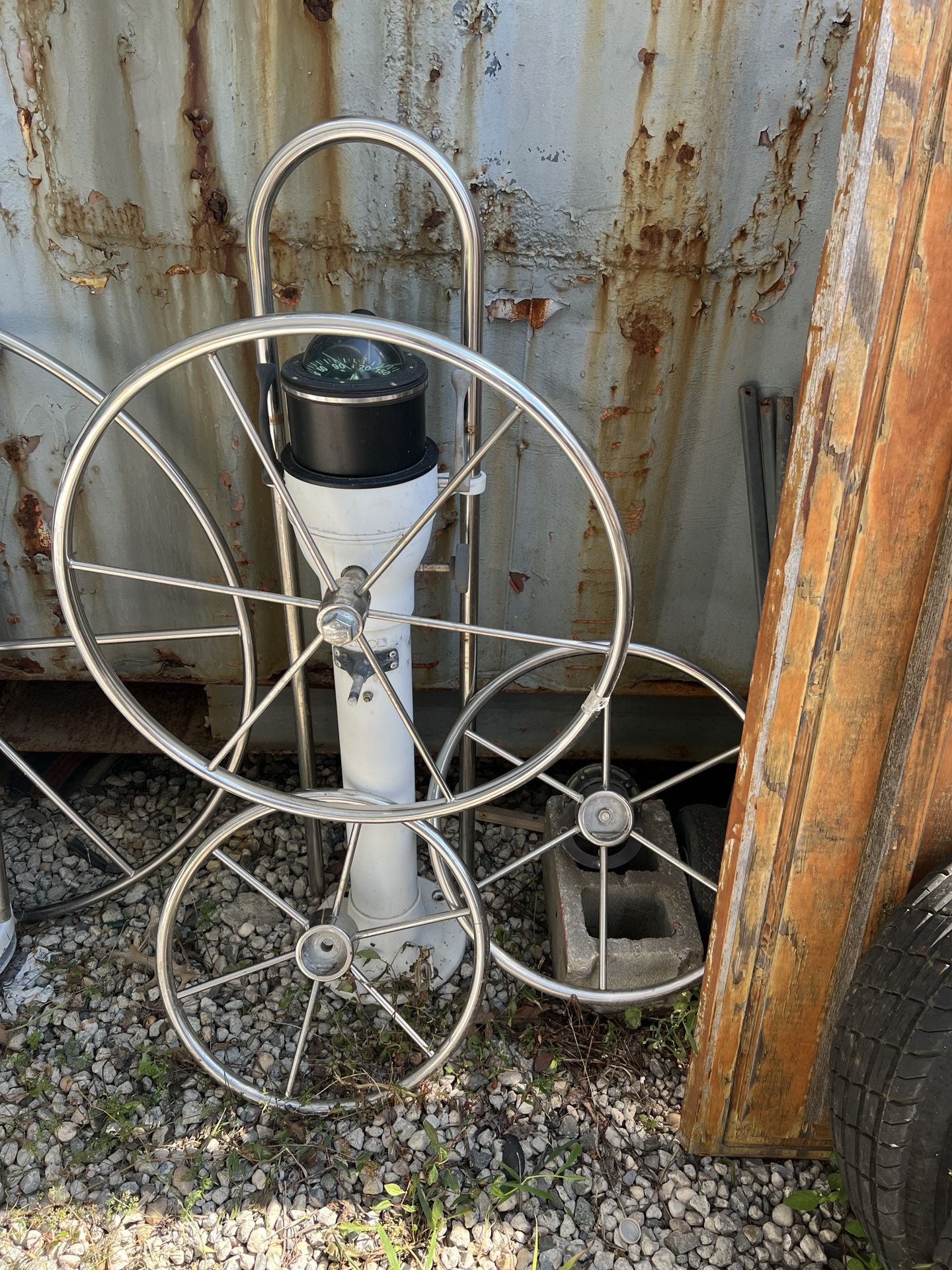 sailboat wheel and pedestal