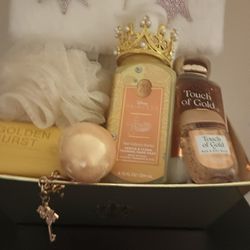 Touch Of Gold Princess Bath And Body Works Gift Basket 