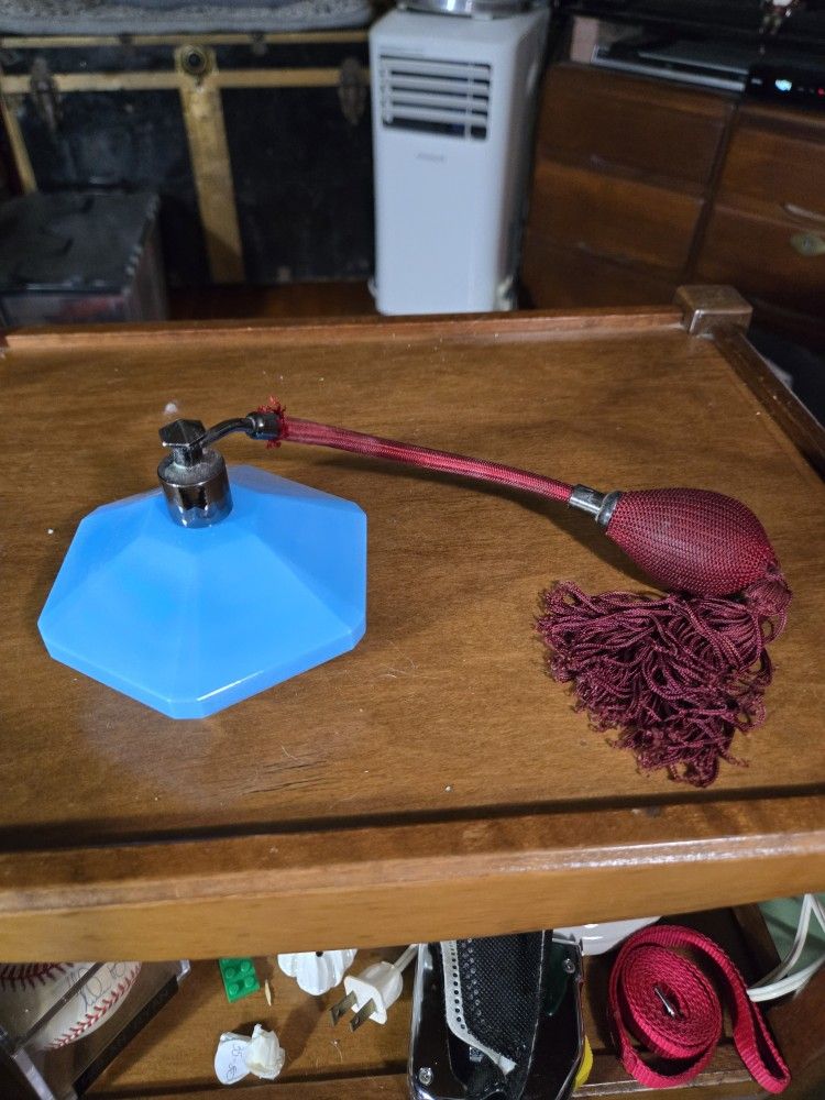 LouLou Cacharel Perfume Vaporizer