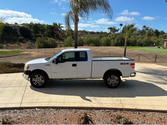 2013 Ford F150 4 x4 super cab