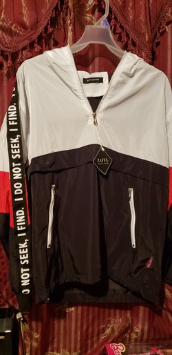 Windbreaker very nice New $13 Large