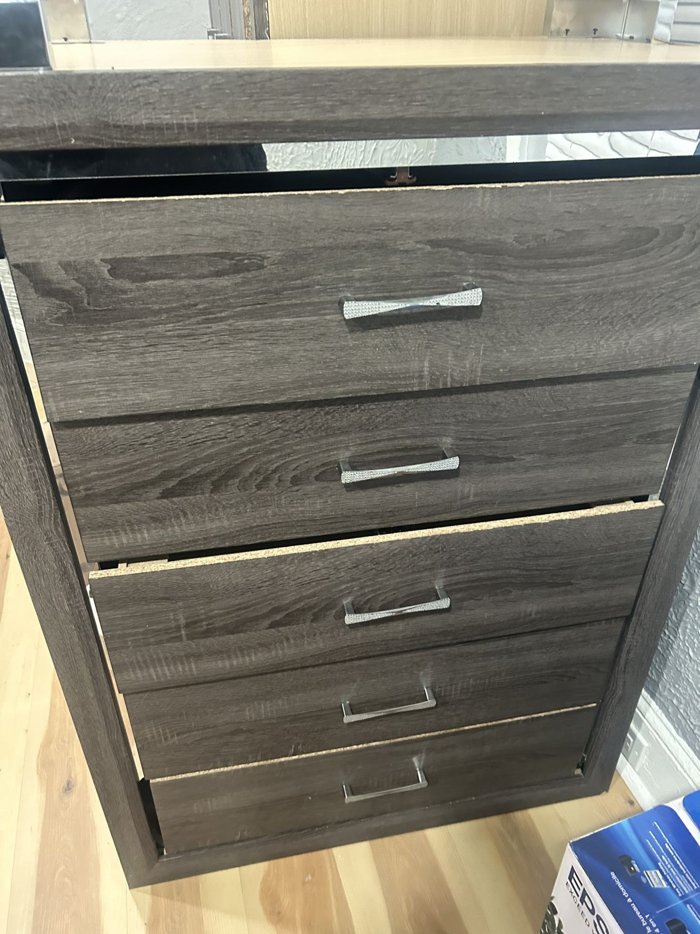 Bedroom Dressed Set Forsale