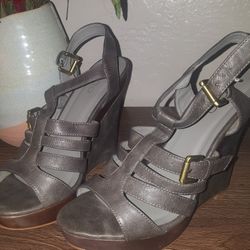 Aldo Wedge Platform Sandals Size 8.5