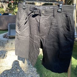 $1 Gerry Black Shorts, Size 32, Good Condition