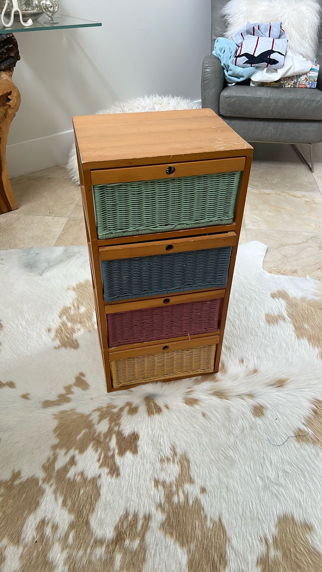 Adorable 4-Drawer Storage Chest