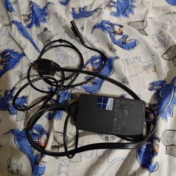 Windows Surface Charger 