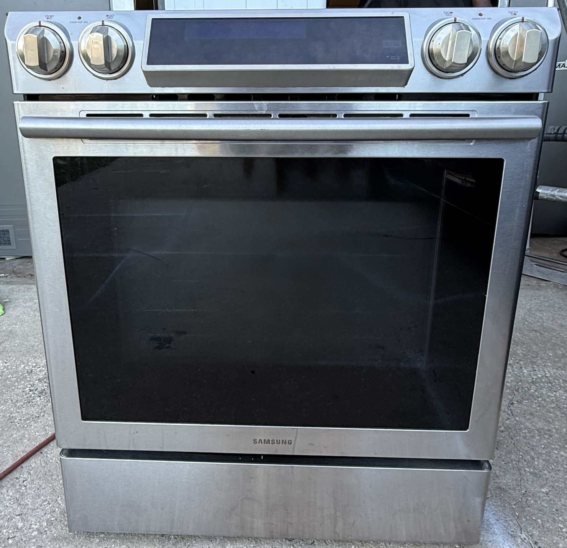 Samsung Slide In Stove - Free Delivery!