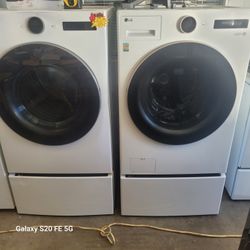 LG Washer And Dryer Set 