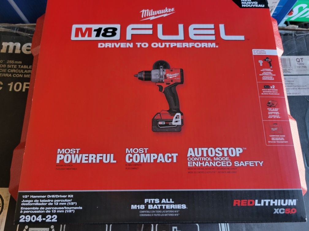 Milwaukee Hammer Drill With 2 5.0 Batteries And Charger 2904-22