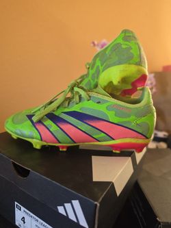 PREDATOR YOUTH 2