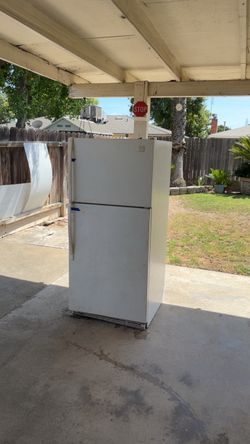 Broken fridge free