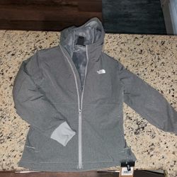 NEW WOMEN'S NORTHFACE JACKET 