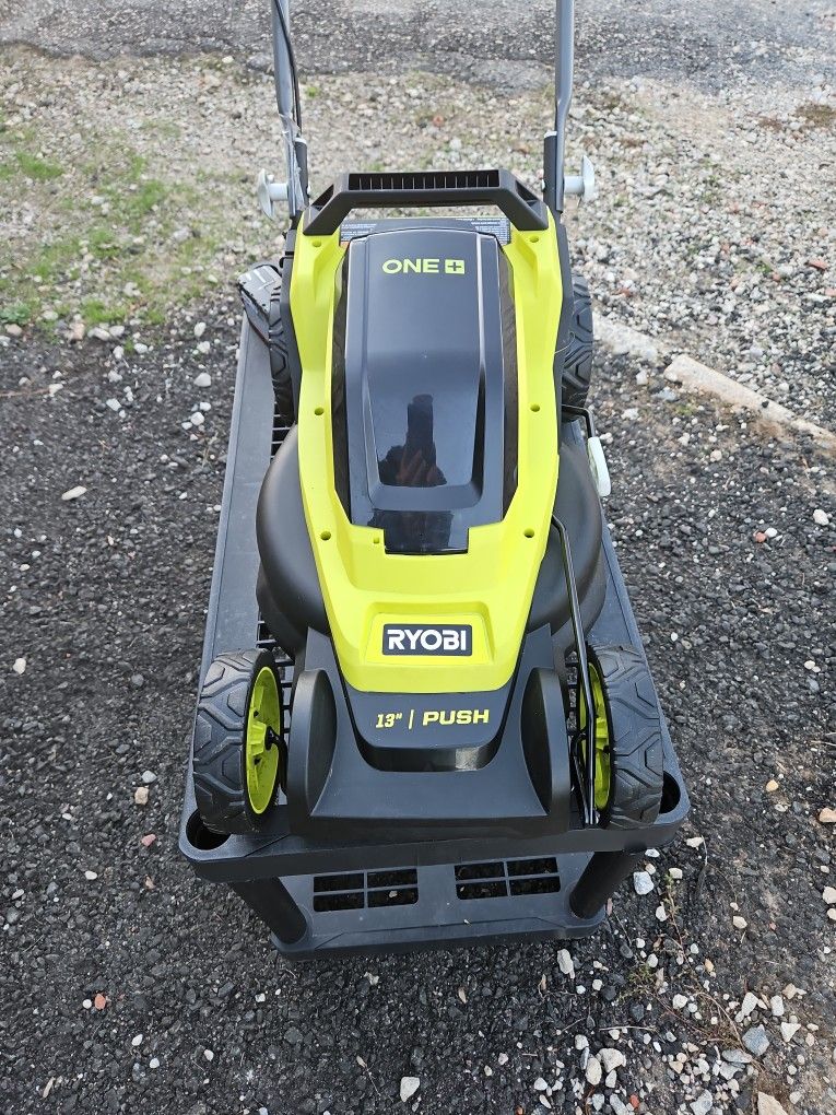 Ryobi 13 Inch 18v Lawnmower 