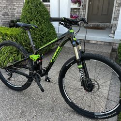 Trek Fuel EX 7 29in 15.5” Small