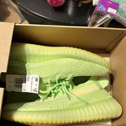 Yeezy Size 8