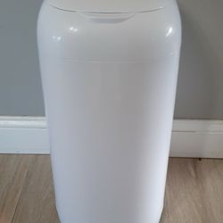 Diaper Genie Classic With Bags