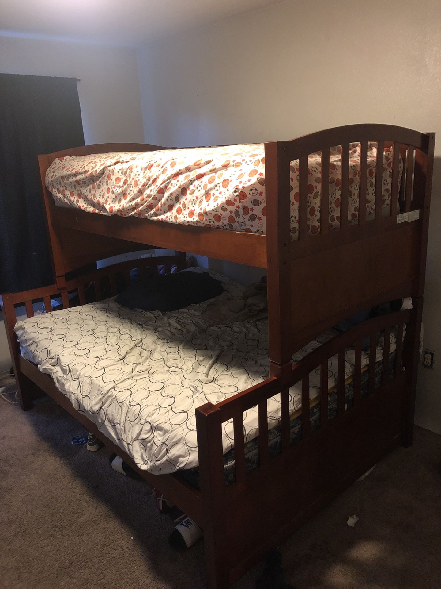 STACKABLE BUNK BEDS, TWIN/FULL (FRAME ONLY)