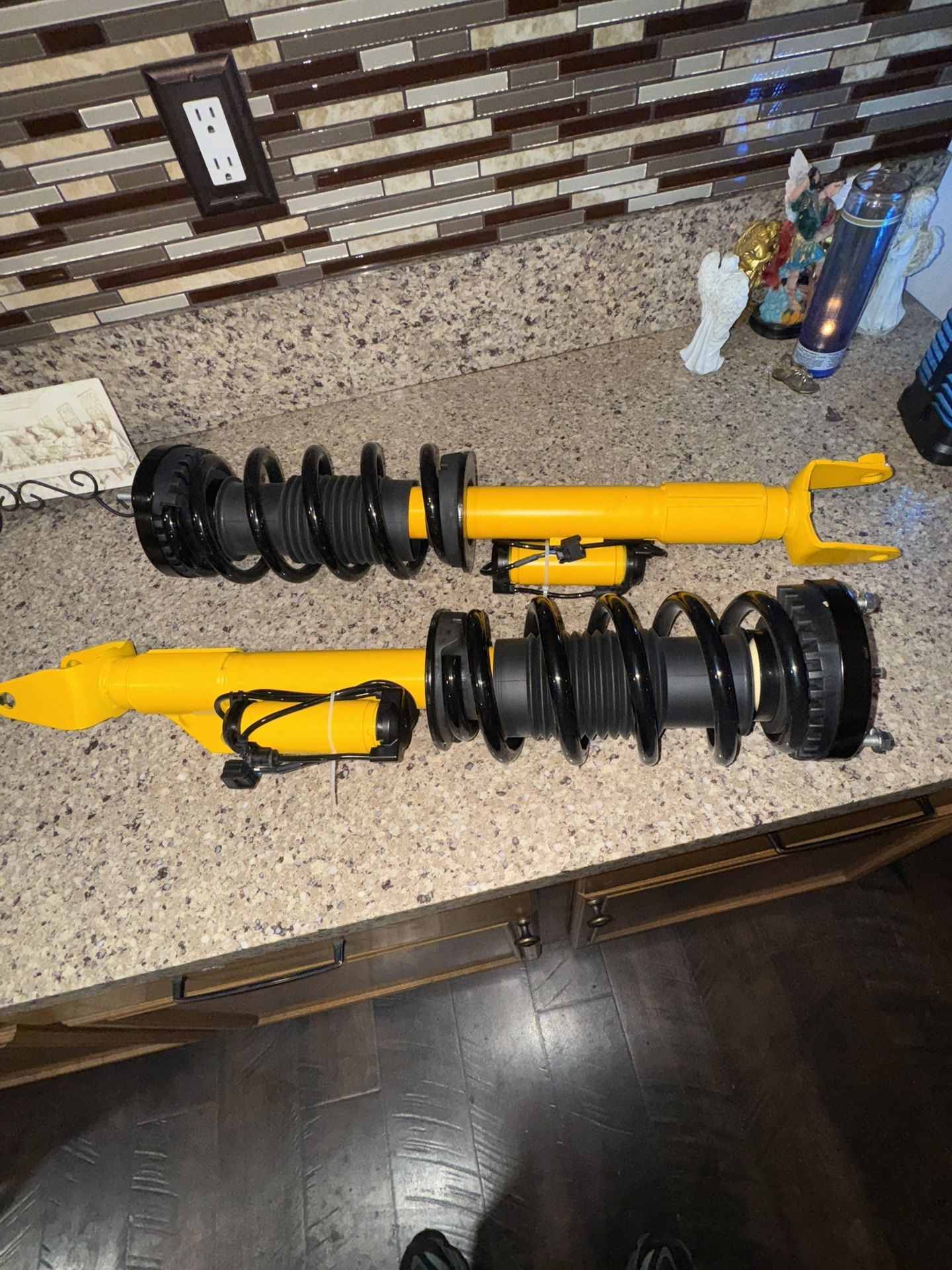 Dodge Shocks And Grill