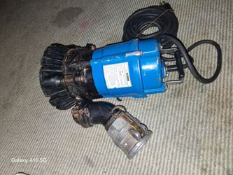 Electric Submersible Water Pump with Cord