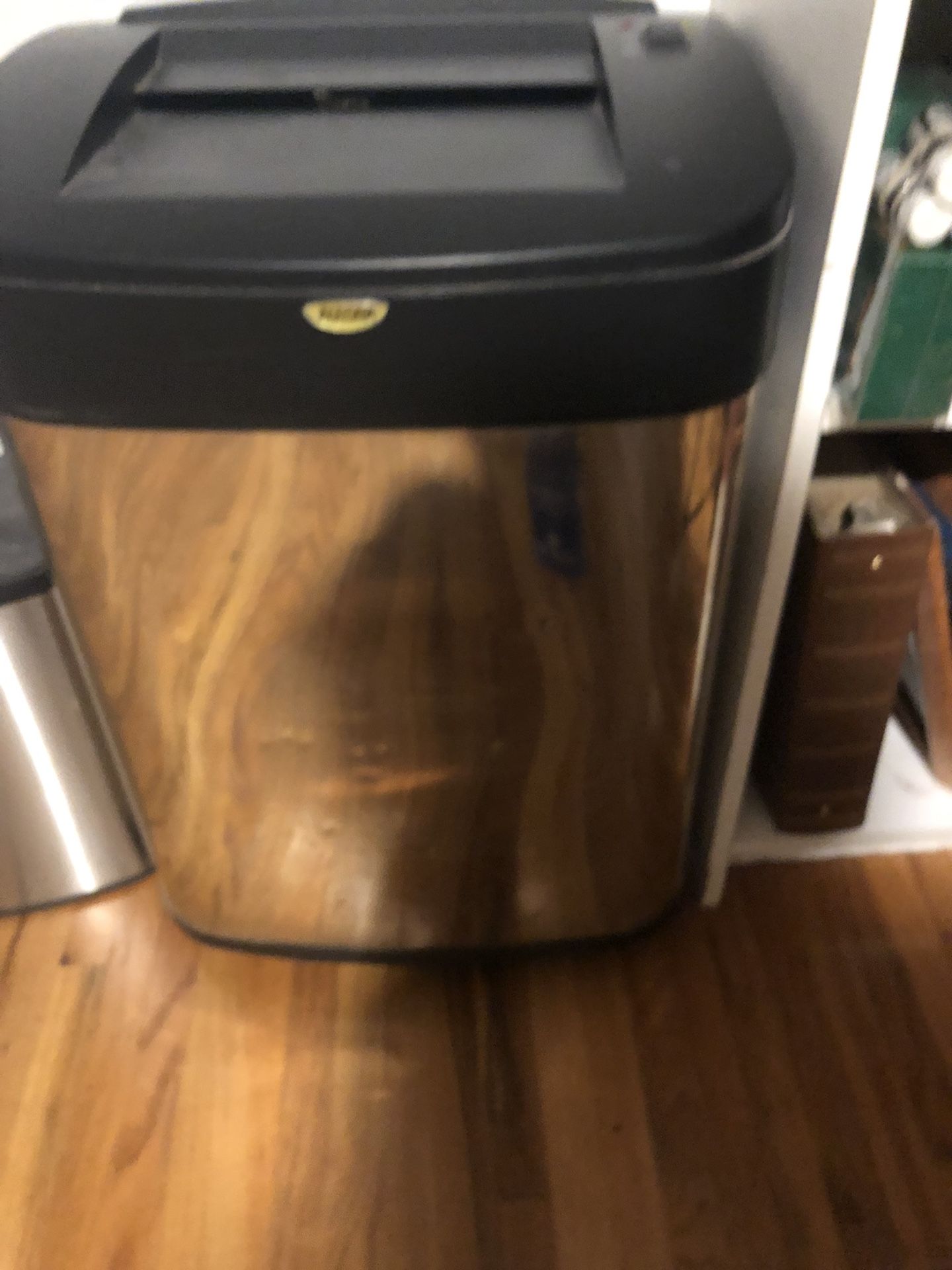 Aurora As1512x Paper Shredder