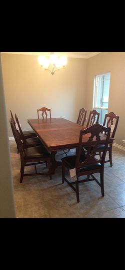 Dinning table with 8 chairs