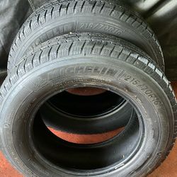 2 Tires- Michelin Defender LXT 215 70 R16