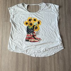 Cato Sunflower Tshirt Large