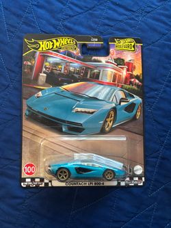 Hot Wheels Premium Boulevard Lamborghini Countach LPI 800-4