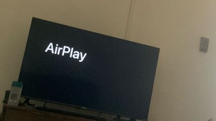 42” Roku smart tv