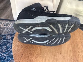 Size 12 men’s Champion shoes