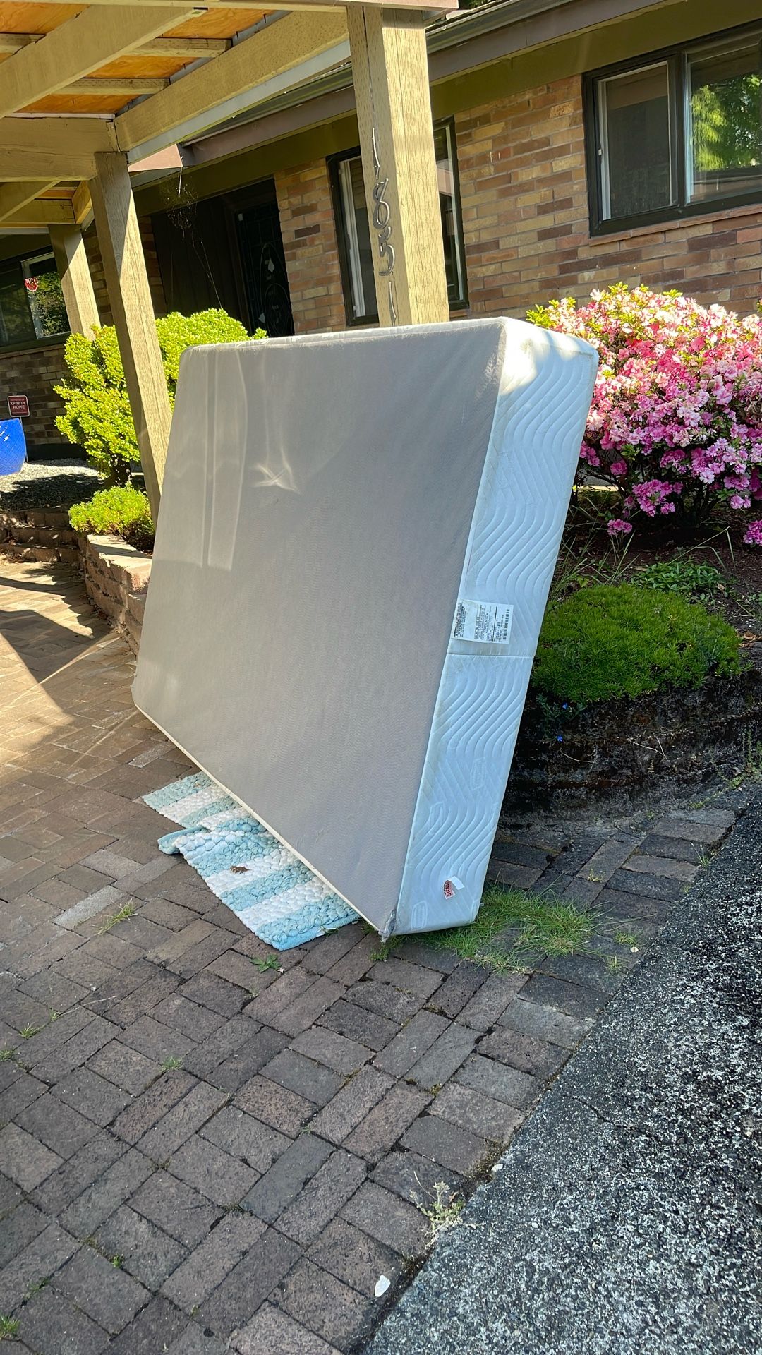 Free Full Size Box Spring