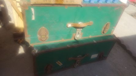 3 green chest each $15