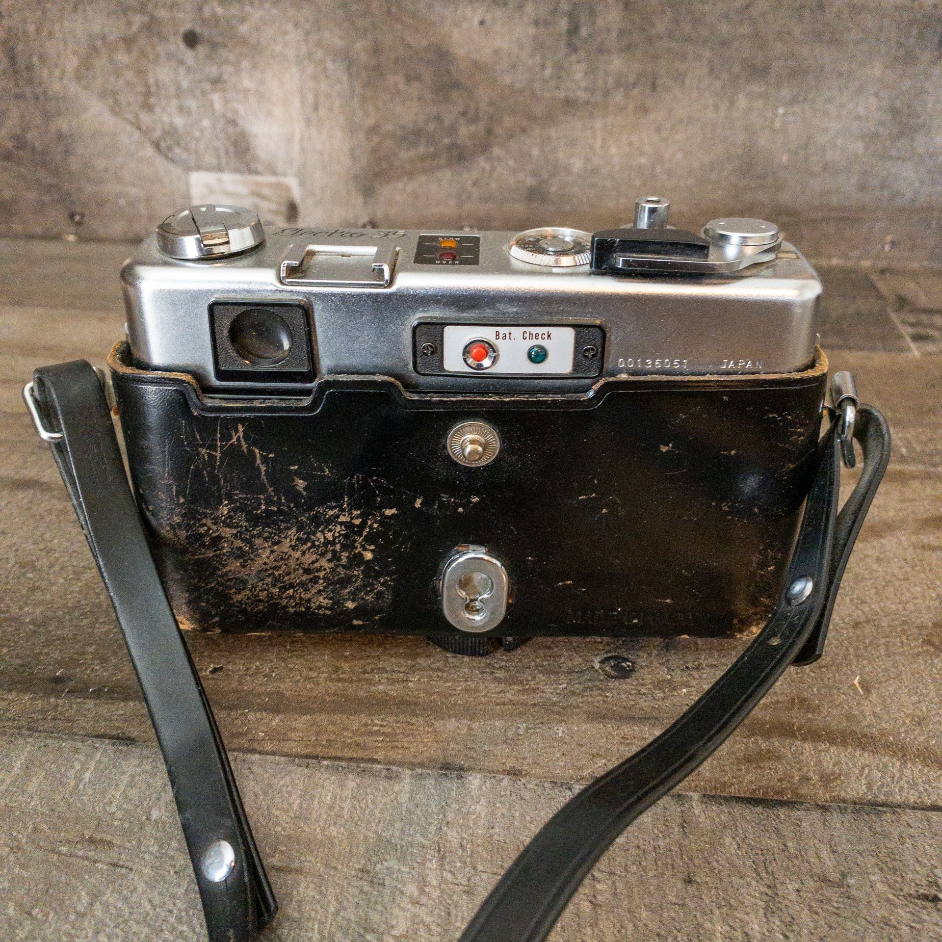 Yashica Electro 35 GSN Spiderman Model 35mm Film Camera From Japan